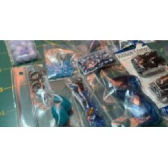 Assorted Jewelry-Making Beads Supplies Set - Mixed Colors & Sizes - Picture 7 of 8